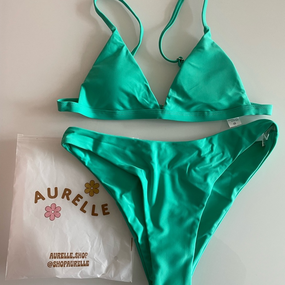 Aurelle bikini